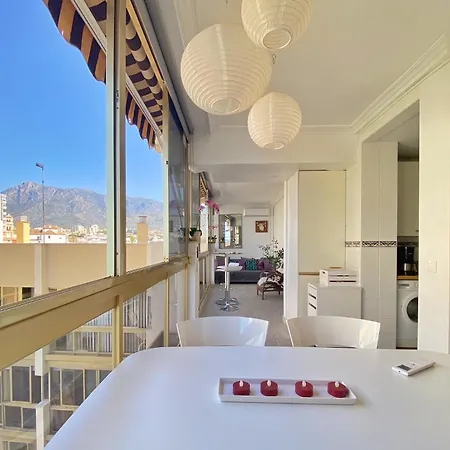 Apartment Beachfront Bliss, On The Promenade - Eaw Homes