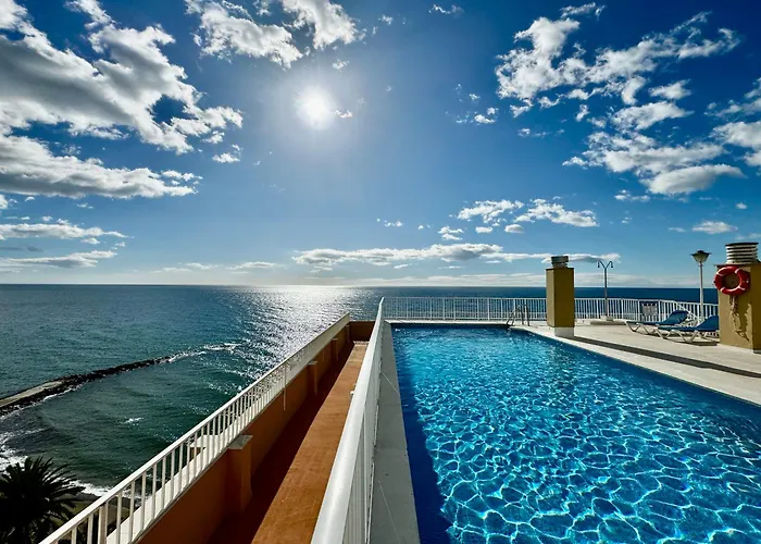 Beachfront Bliss, On The Promenade - Eaw Homes Apartment Marbella